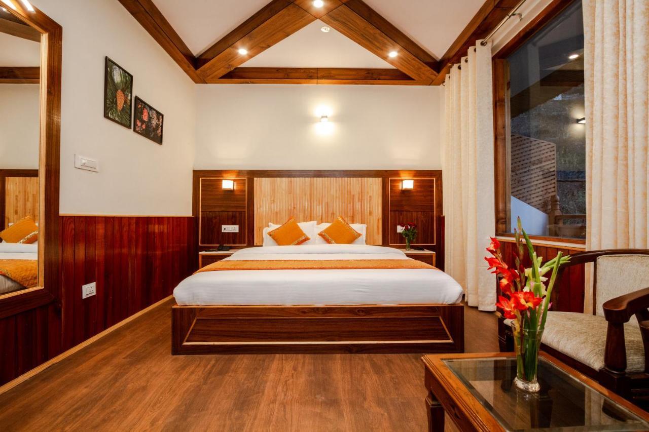 Vaibhav Regency Hotel มะนาลี ภายนอก รูปภาพ